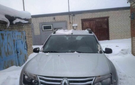 Renault Duster I рестайлинг, 2013 год, 900 000 рублей, 4 фотография