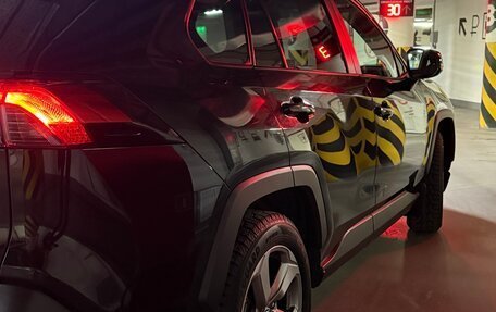 Toyota RAV4, 2020 год, 2 500 000 рублей, 4 фотография