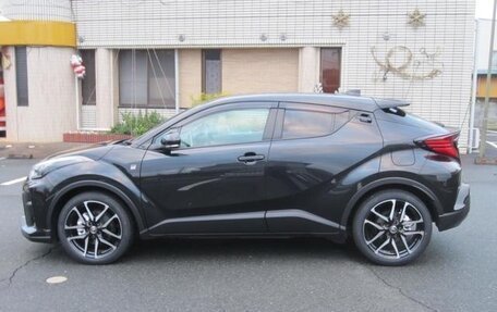 Toyota C-HR I рестайлинг, 2021 год, 1 533 000 рублей, 2 фотография