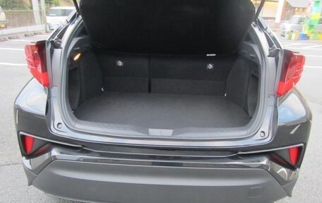 Toyota C-HR I рестайлинг, 2021 год, 1 533 000 рублей, 14 фотография