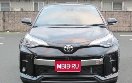 Toyota C-HR I рестайлинг, 2021 год, 1 533 000 рублей, 8 фотография