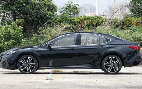 Toyota Camry, 2025 год, 3 380 000 рублей, 4 фотография