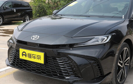 Toyota Camry, 2025 год, 3 380 000 рублей, 9 фотография