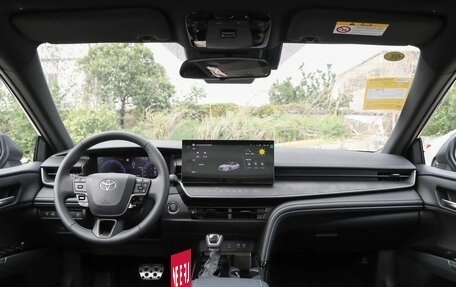 Toyota Camry, 2025 год, 3 380 000 рублей, 29 фотография