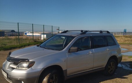 Mitsubishi Outlander III рестайлинг 3, 2003 год, 480 000 рублей, 2 фотография