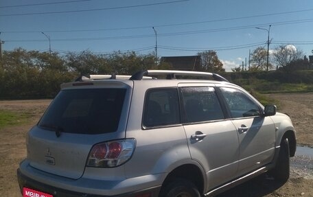 Mitsubishi Outlander III рестайлинг 3, 2003 год, 480 000 рублей, 5 фотография