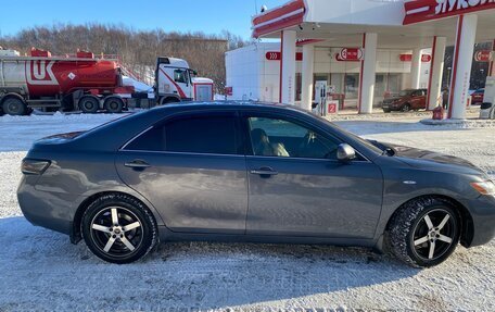 Toyota Camry, 2007 год, 890 000 рублей, 2 фотография