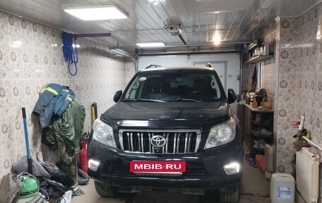 Toyota Land Cruiser Prado 150 рестайлинг 2, 2009 год, 2 650 000 рублей, 3 фотография