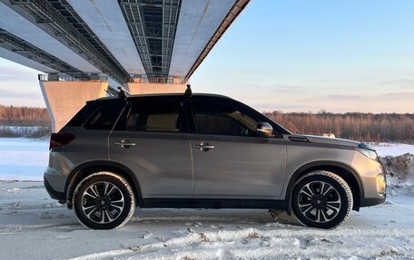 Suzuki Vitara II рестайлинг, 2021 год, 2 200 000 рублей, 4 фотография