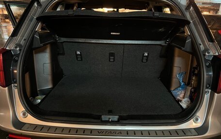 Suzuki Vitara II рестайлинг, 2021 год, 2 200 000 рублей, 10 фотография