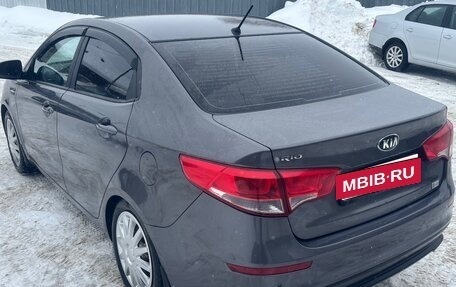 KIA Rio III рестайлинг, 2016 год, 900 000 рублей, 7 фотография