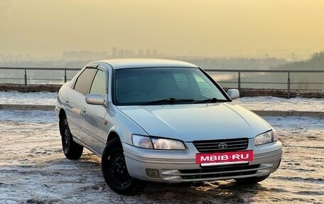 Toyota Camry, 1998 год, 375 000 рублей, 10 фотография