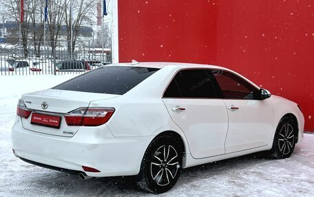Toyota Camry, 2017 год, 2 480 000 рублей, 6 фотография