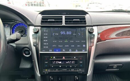 Toyota Camry, 2017 год, 2 480 000 рублей, 13 фотография