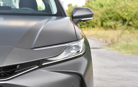 Toyota Camry, 2025 год, 3 370 000 рублей, 9 фотография