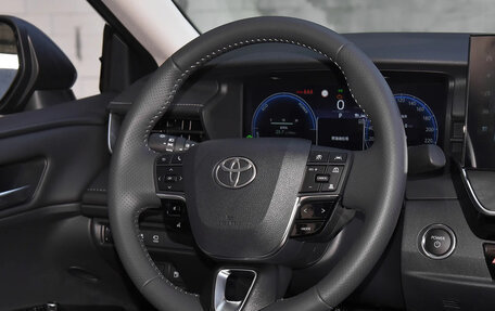 Toyota Camry, 2025 год, 3 370 000 рублей, 17 фотография