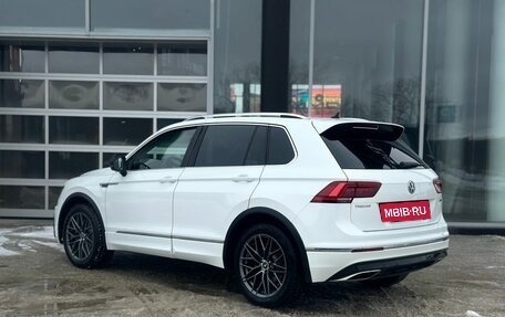 Volkswagen Tiguan II, 2018 год, 3 135 000 рублей, 6 фотография