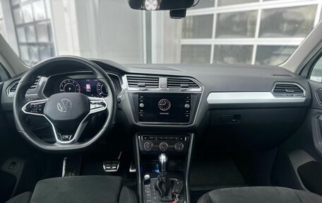 Volkswagen Tiguan II, 2018 год, 3 135 000 рублей, 14 фотография
