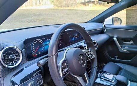 Mercedes-Benz A-Класс, 2022 год, 1 670 000 рублей, 7 фотография