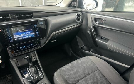 Toyota Corolla, 2018 год, 1 880 000 рублей, 16 фотография