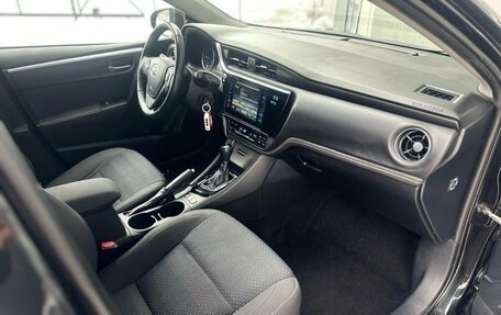 Toyota Corolla, 2018 год, 1 880 000 рублей, 19 фотография