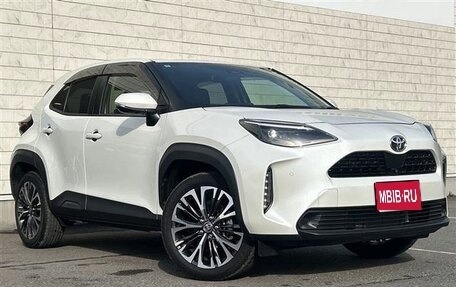 Toyota Yaris Cross, 2022 год, 1 518 000 рублей, 1 фотография