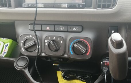 Toyota Passo III, 2014 год, 700 000 рублей, 4 фотография