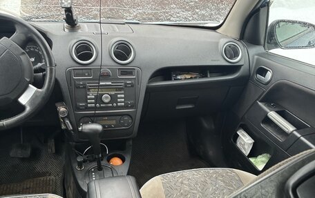 Ford Fusion I, 2006 год, 280 000 рублей, 8 фотография