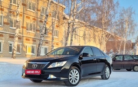 Toyota Camry, 2011 год, 1 450 000 рублей, 4 фотография