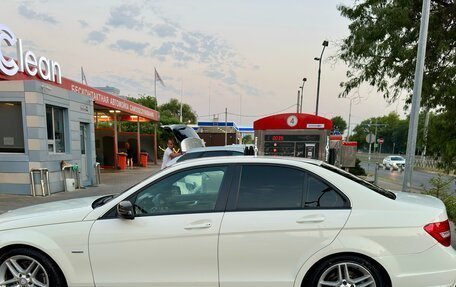 Mercedes-Benz C-Класс, 2011 год, 1 400 000 рублей, 3 фотография