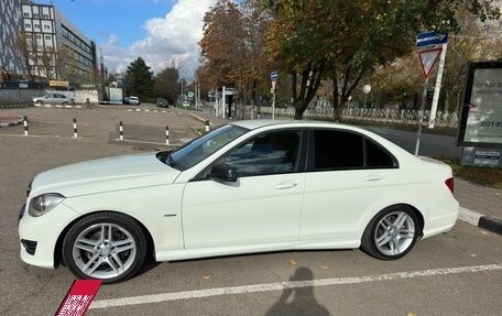 Mercedes-Benz C-Класс, 2011 год, 1 400 000 рублей, 11 фотография