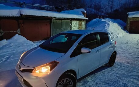 Toyota Vitz, 2015 год, 1 010 000 рублей, 9 фотография