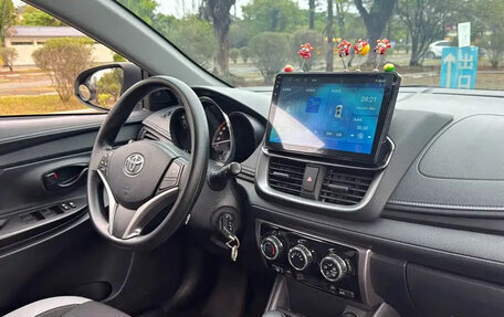 Toyota Yaris XP150 рестайлинг, 2023 год, 1 051 380 рублей, 15 фотография