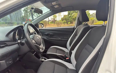 Toyota Yaris XP150 рестайлинг, 2023 год, 1 051 380 рублей, 9 фотография