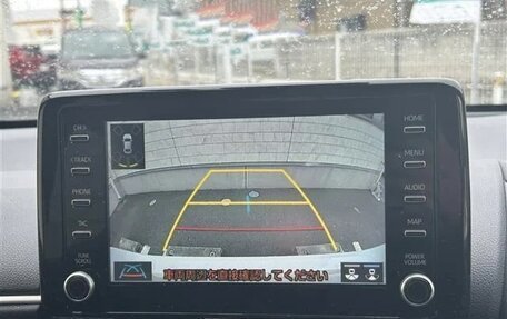 Toyota Yaris, 2022 год, 1 123 000 рублей, 11 фотография