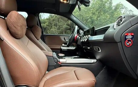 Mercedes-Benz GLB, 2022 год, 2 000 000 рублей, 12 фотография