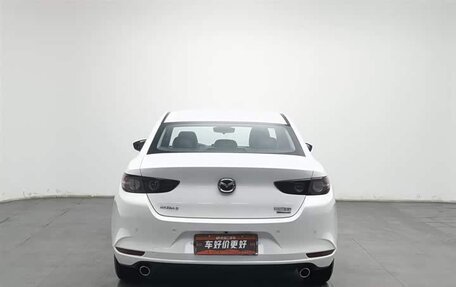 Mazda 3, 2023 год, 1 610 000 рублей, 4 фотография