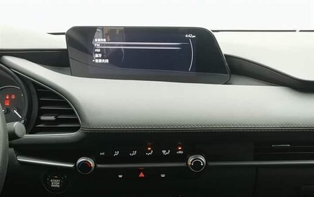 Mazda 3, 2023 год, 1 610 000 рублей, 12 фотография