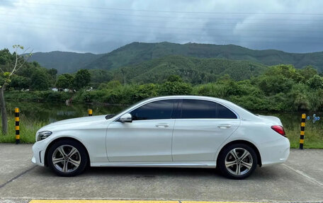 Mercedes-Benz C-Класс, 2021 год, 2 500 000 рублей, 3 фотография
