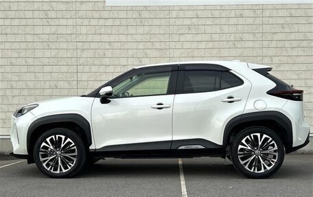 Toyota Yaris Cross, 2022 год, 1 518 000 рублей, 8 фотография