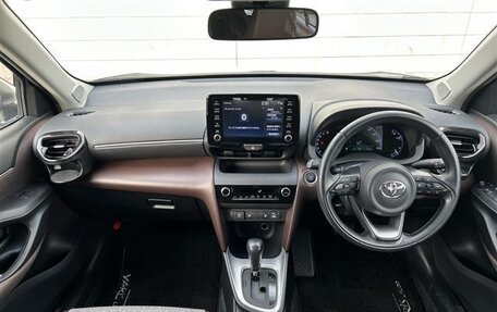 Toyota Yaris Cross, 2022 год, 1 518 000 рублей, 10 фотография