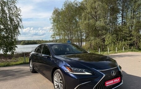Lexus ES VII, 2020 год, 4 450 000 рублей, 1 фотография