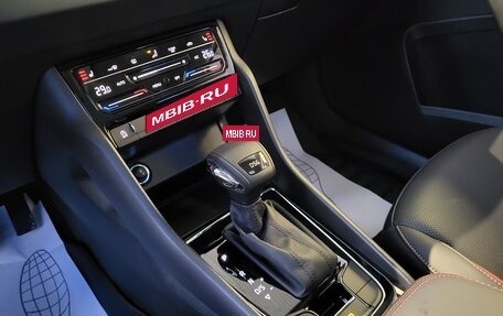 Skoda Karoq I, 2025 год, 3 698 000 рублей, 22 фотография