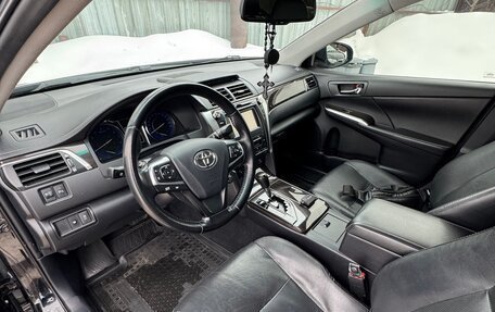 Toyota Camry, 2015 год, 1 590 000 рублей, 6 фотография