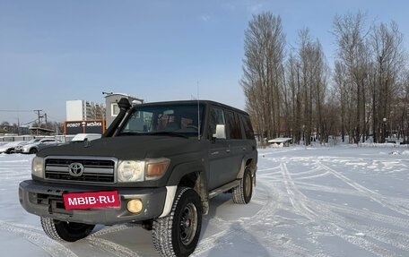 Toyota Land Cruiser 70, 2011 год, 4 100 000 рублей, 29 фотография