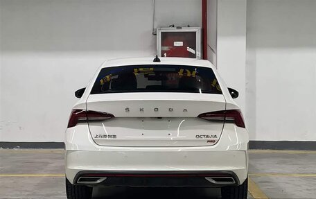 Skoda Octavia IV, 2022 год, 1 720 000 рублей, 6 фотография