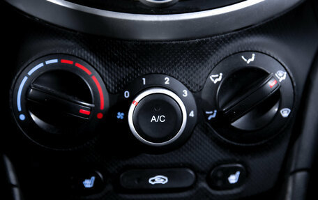 Hyundai Solaris II рестайлинг, 2013 год, 599 000 рублей, 19 фотография