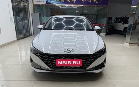 Hyundai Elantra, 2021 год, 1 500 000 рублей, 2 фотография