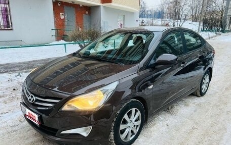 Hyundai Solaris II рестайлинг, 2016 год, 995 000 рублей, 1 фотография