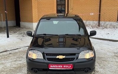 Chevrolet Niva I рестайлинг, 2017 год, 739 000 рублей, 1 фотография